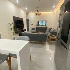 90 متری خوش‌نقشه با پلان بی‌نقص