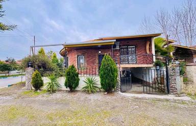 نیم پیلوت 250 متری نما آجری جذاب در جاده دریا