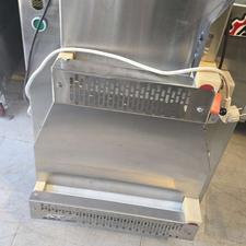 خمیر پهن کن