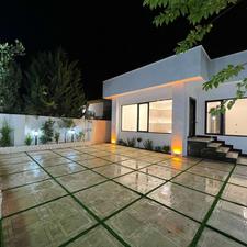 ویلافلت نما سفید 220زمین3خواب سند تکبرگ لوکیشن دنج