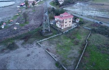 5هکتار زمین ساحلی مناسب ساخت در دستک