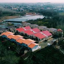 فروش ویلا شهرکی به صورت تک و کلی 200 متر