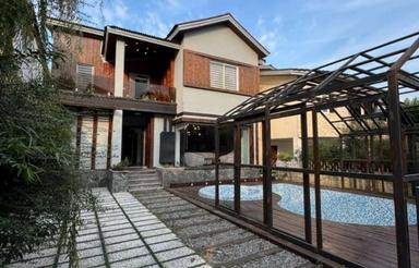 ویلا استخردار به قیمت در رویان 220متر