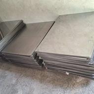 خریدوفروش کناره ورق استیل تیکه نگیر بگیر واشر304.430.ضایعات