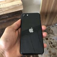 ایفون se2020