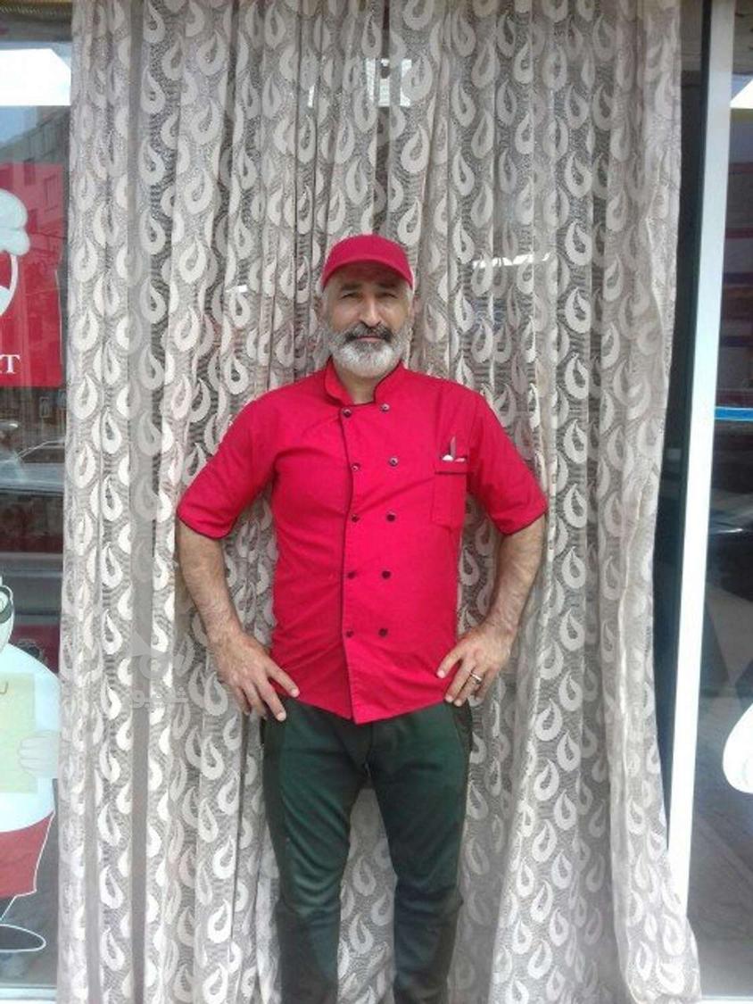 رحیمی هستم آشپز ایرانی وجویای کار - محمد رحیمی