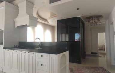 اجاره ویلا 550 متری در فاز 3 تریبلکس استخردار