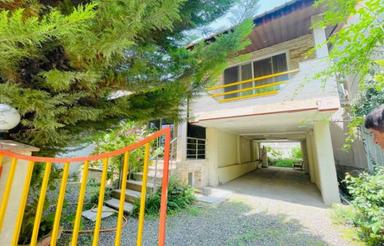 نیم پیلوت ویلا 260 متر در جاده دریا مبله