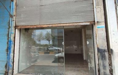 فروش فوری / مغازه 18 متر/ بالکن دار/ کومله بر اصلی