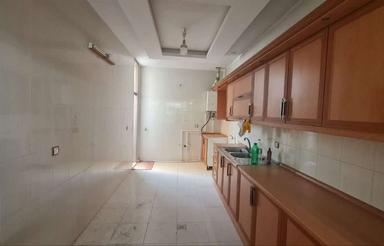 اجاره خانه 180 متر در چهارباغ بالا کوچه هدایتی