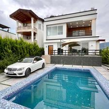 فروش ویلا 400 متر در نوشهر/سنددار شهرکی/ویو عالی جنگل و دریا