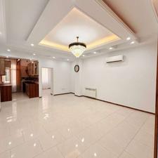  60متر پارکینگ سندی نما تراورتن مشاعات تمیز 