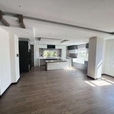 آپارتمان 210 متری در آجودانیه