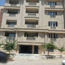 آپارتمان نوساز / شیک مدرن /فاز 2 تاپ لوکیشن