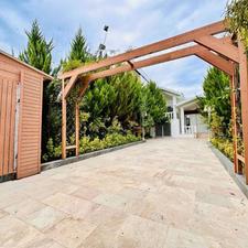 باغچه 240متری