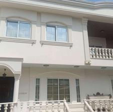 فروش ویلا 200 متر در خیابان امام خمینی