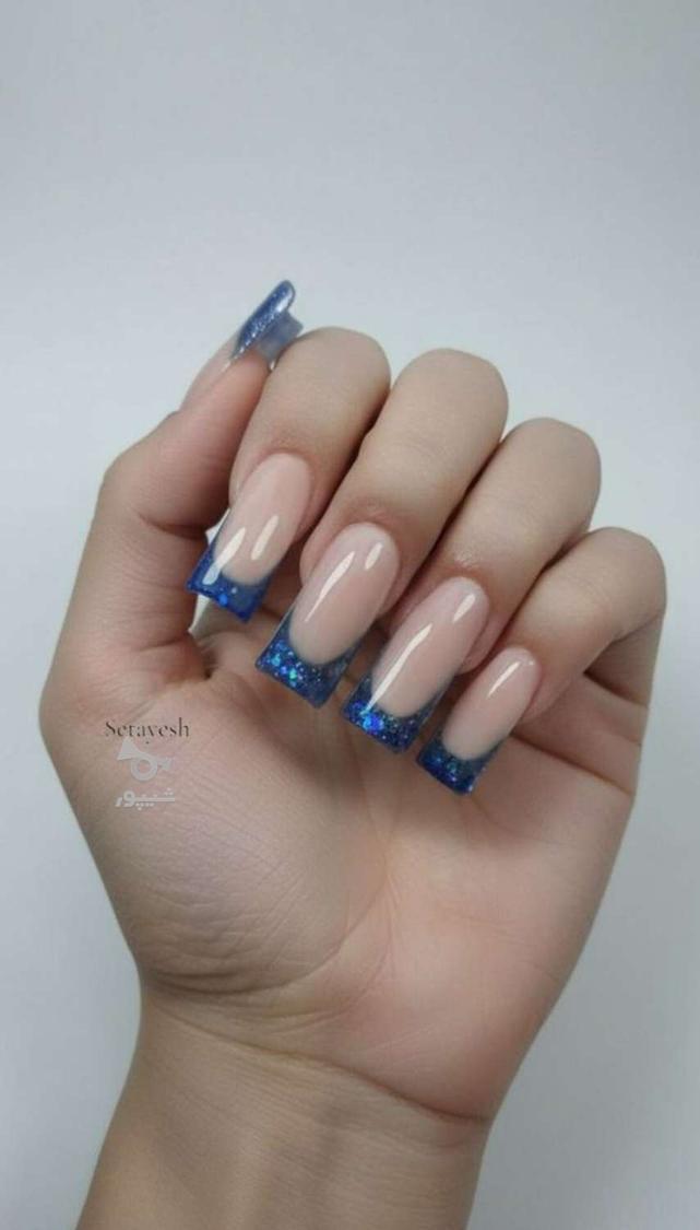 کاشت و طراحی ناخن حرفه ای