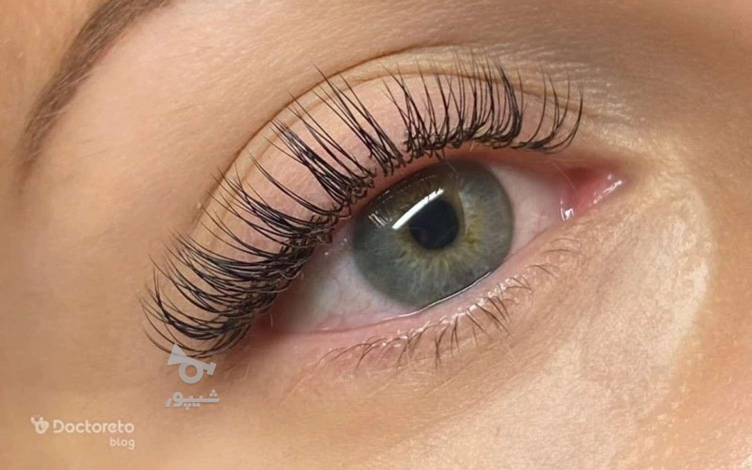 مدل و هنرجو فشیال و کراتین و مژه