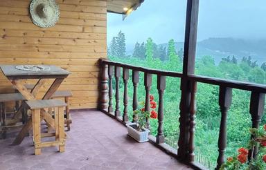 کلبه چوبی و کلبه جنگلی