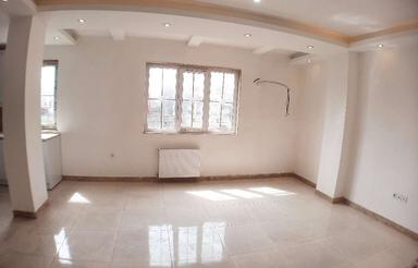 فروش آپارتمان 61 متر در شهدا بر اصلی ولیعصر تخلیه