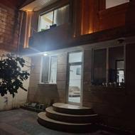 2واحدی یکجا 220 متر بنا 170 متر زمین در خیابان کوچکسرا