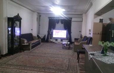 فروش طبقه اول واحد آپارتمانی شخصی ساز