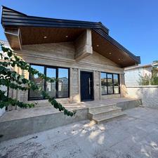 ویلای نو ساز شهرکی با سند موقعیت عالی 150متر