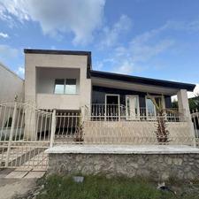 ویلا 220 متری نوساز سه خواب وسیع ، سرخرود