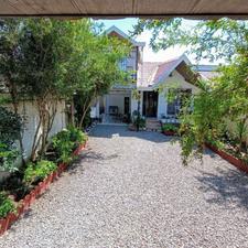 فروش ویلا نیم پیلوت 210 متر