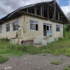 خانه ویلایی 550 متری در کنارسر