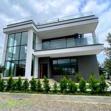 400 متر ویلای شهرکی/استخر/مدارک کامل لتینگان