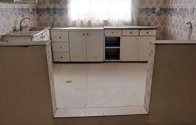 75 متری دو خواب طبقه همکف کنتور گاز جدا