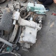 گیربکس بنز اتوبوس 302 تمیز درجه یک