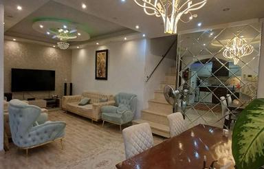 خانه و کلنگی 120 متر در پستک