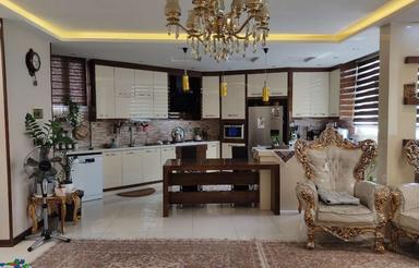 فروش فوری آپارتمان.سه خواب . خیابان خرم