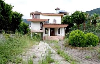 ویلا 618 متری بدون مشابه در تاپ لوکیشن جاده فرح آباد