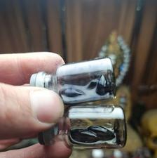 مهره مار اصل برنجی داخل روغن اصلی خودش