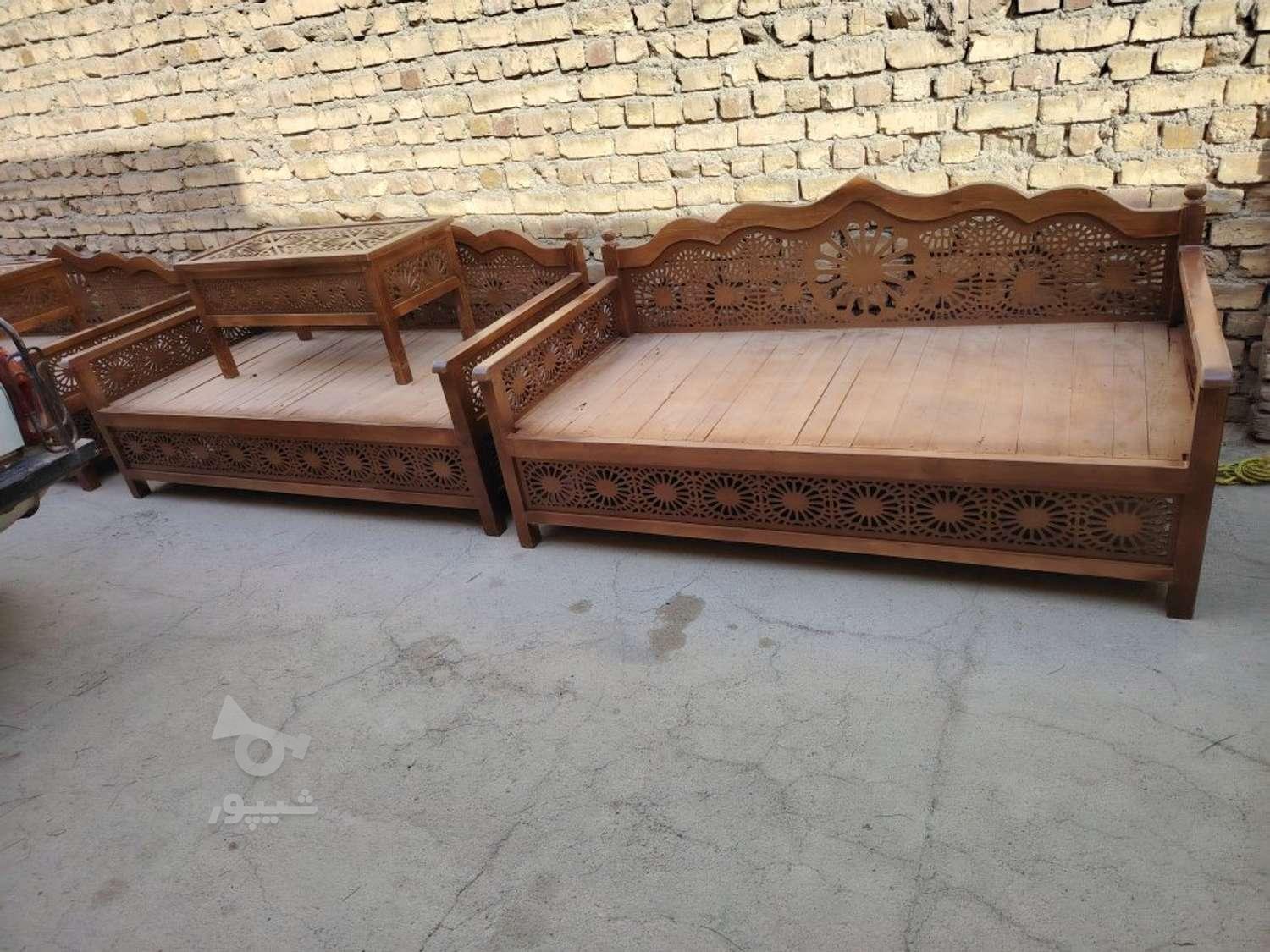 تخت سنتی چوب روسی