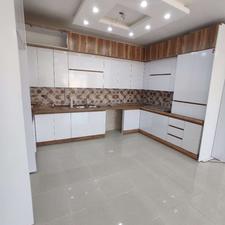 فروش ویلایی کلیدنخورده 200 متردر17شهریور