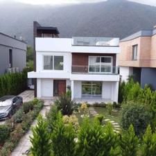 ویلا شهرکی 500 با 300 استخر سند روف نوساز چلک