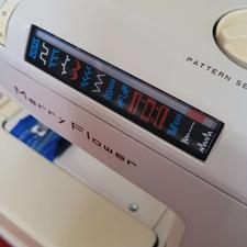 چرخ خیاطی Merry Flower ژاپنی 15 کاره سالم و تمیز