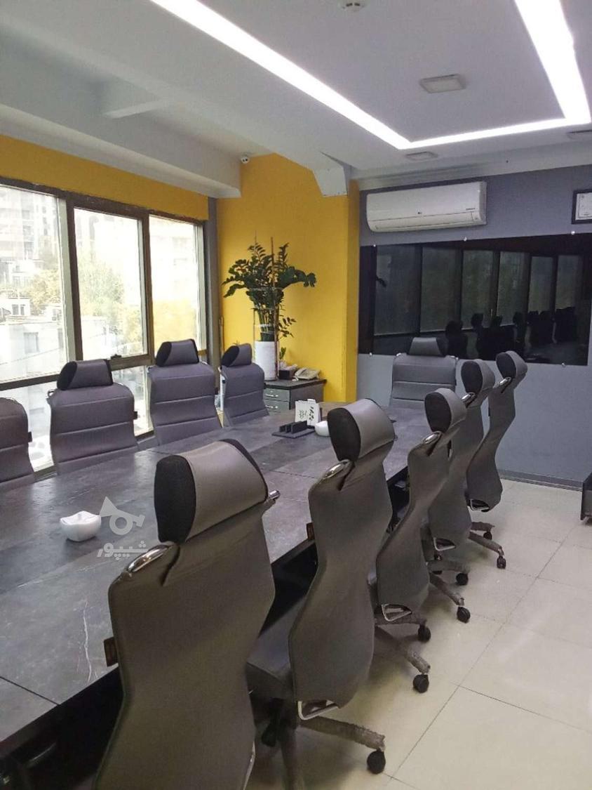 استخدام مشاور املاک مبتدی - امیر فرشاد