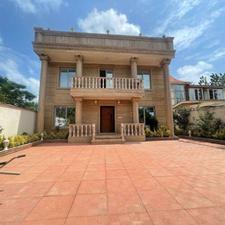 فروش ویلاتریبلکس 300 متر سندداراستخردار