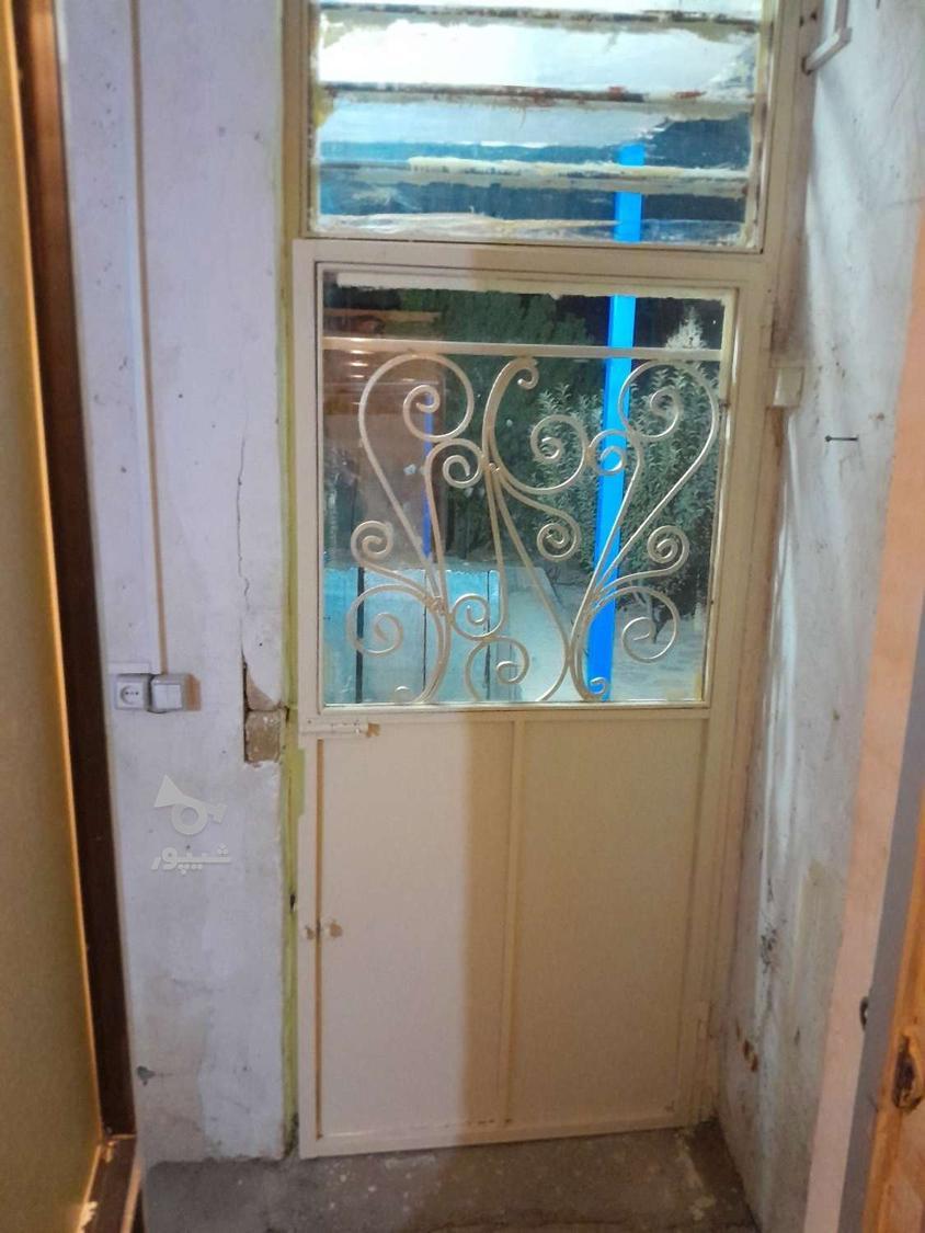 بنایی .گچکاری سفیدوگل گچ.لکه گیری وانواع نقاشی ها09185612557
