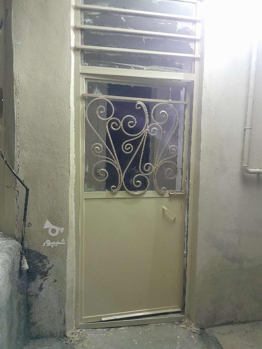 بنایی .گچکاری سفیدوگل گچ.لکه گیری وانواع نقاشی ها09185612557