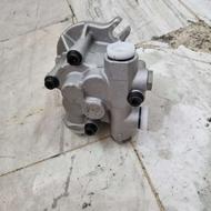 پمپ سروو هیوندا 170 لاستیکی