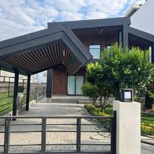 ویلا دوبلکس فول فرنیش شهرکی با اصالت منطقه برند