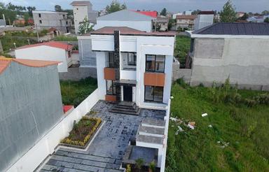 ویلای لوکس دوبلکس با بهترین متریال