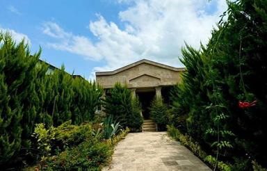 ویلا باغ 300 متری/مدارک کامل/حسین آباد لیتکوه