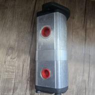 پمپ ترمز فرمان لودر هیوندا 760 بیل لودر